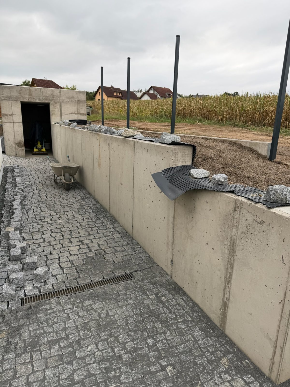 Bezděkov — exteriér a okolí domu — foto 3