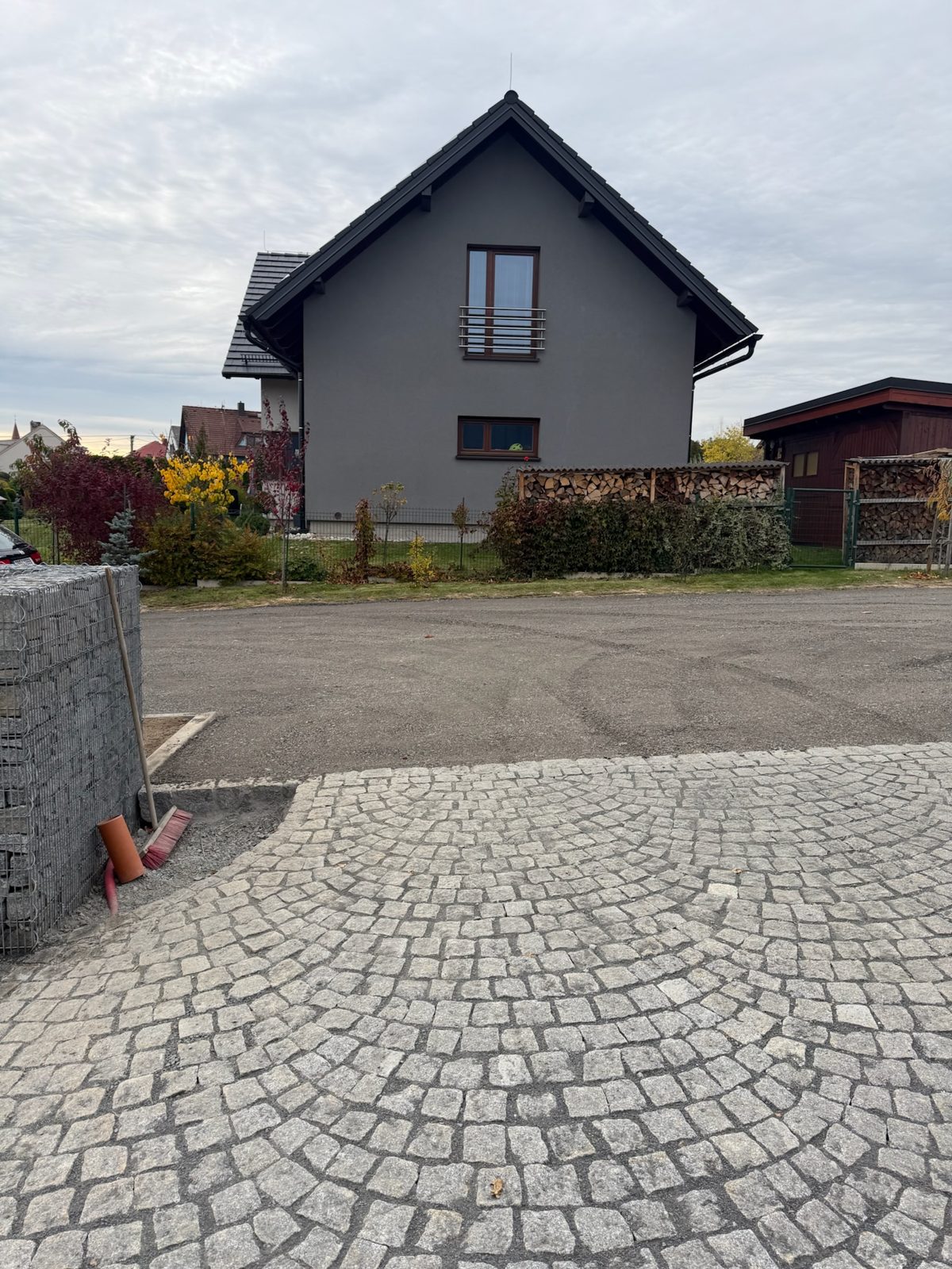 Bezděkov — exteriér a okolí domu — foto 9